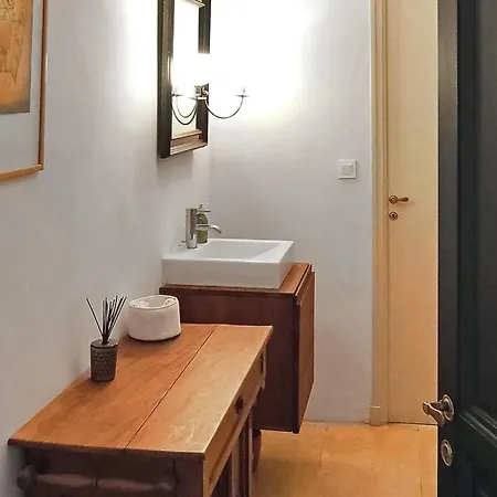 Lintimiste Holiday home Paradou
