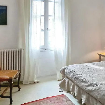 Lintimiste Holiday home Paradou